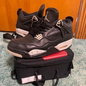 Nike Air Jordan Retro IV 4 Oreo 2014 314254-003 Mens Size 9  Basketball Shoe